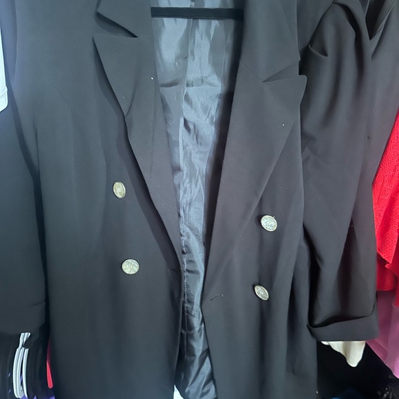 Two piece black blazer and shorts women’s 16/18 - Picture 3 of 5